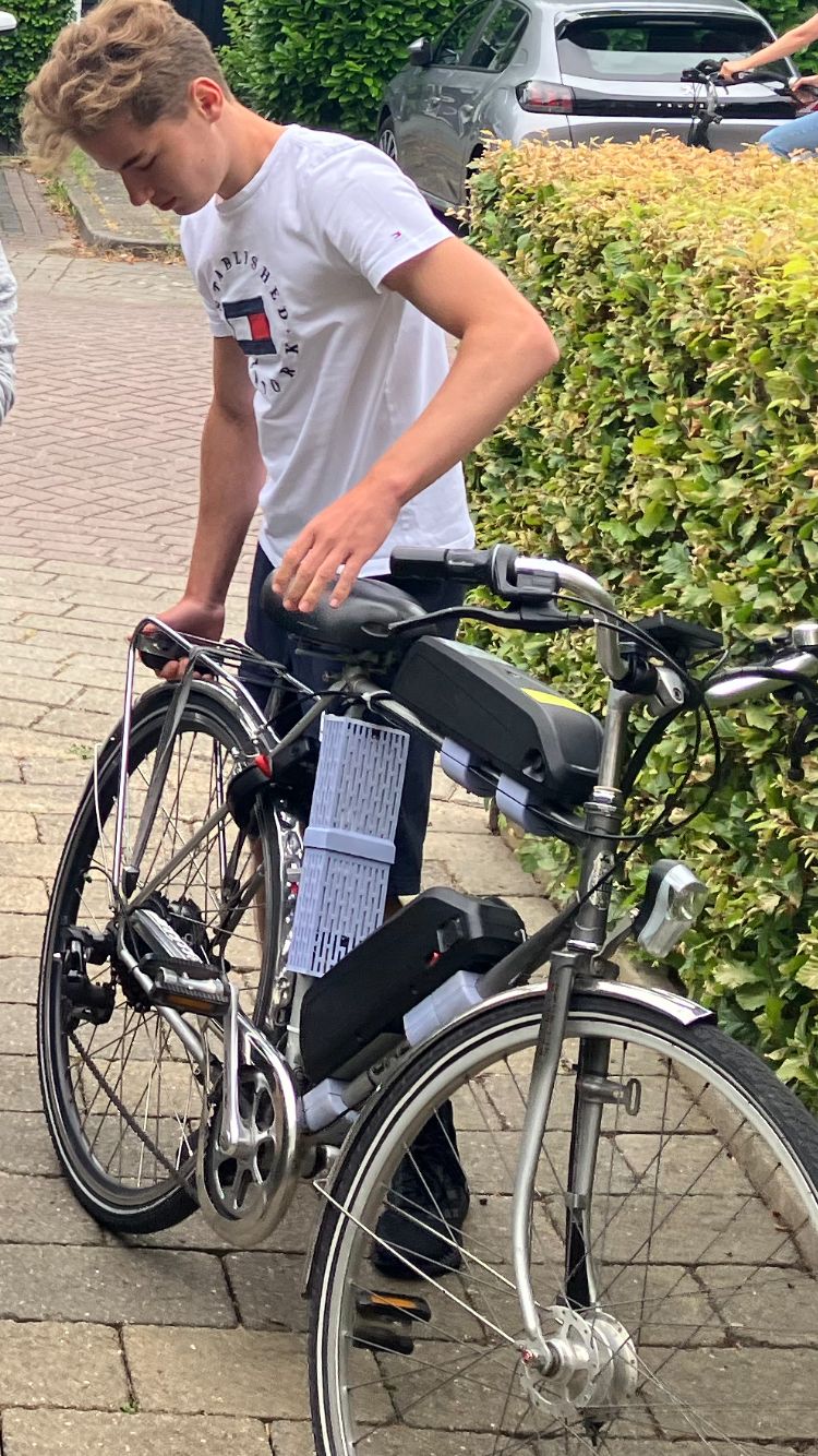 Inspecting a bicycle